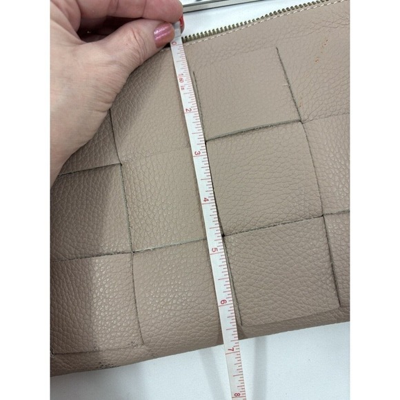 Valentina Fiore Woven Leather Clutch Crossbody Wristlet Adjustable Strap - Picture 14 of 16